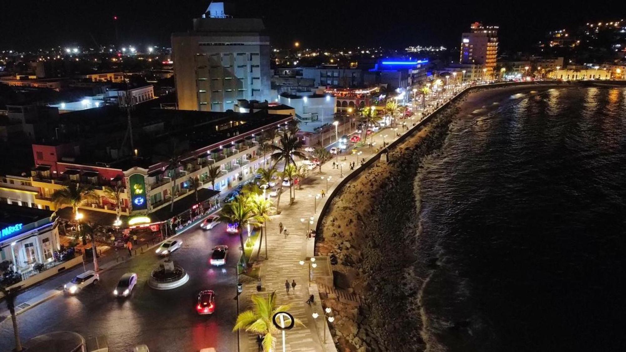 Hotel La Siesta Malecon Mazatlán Eksteriør bilde