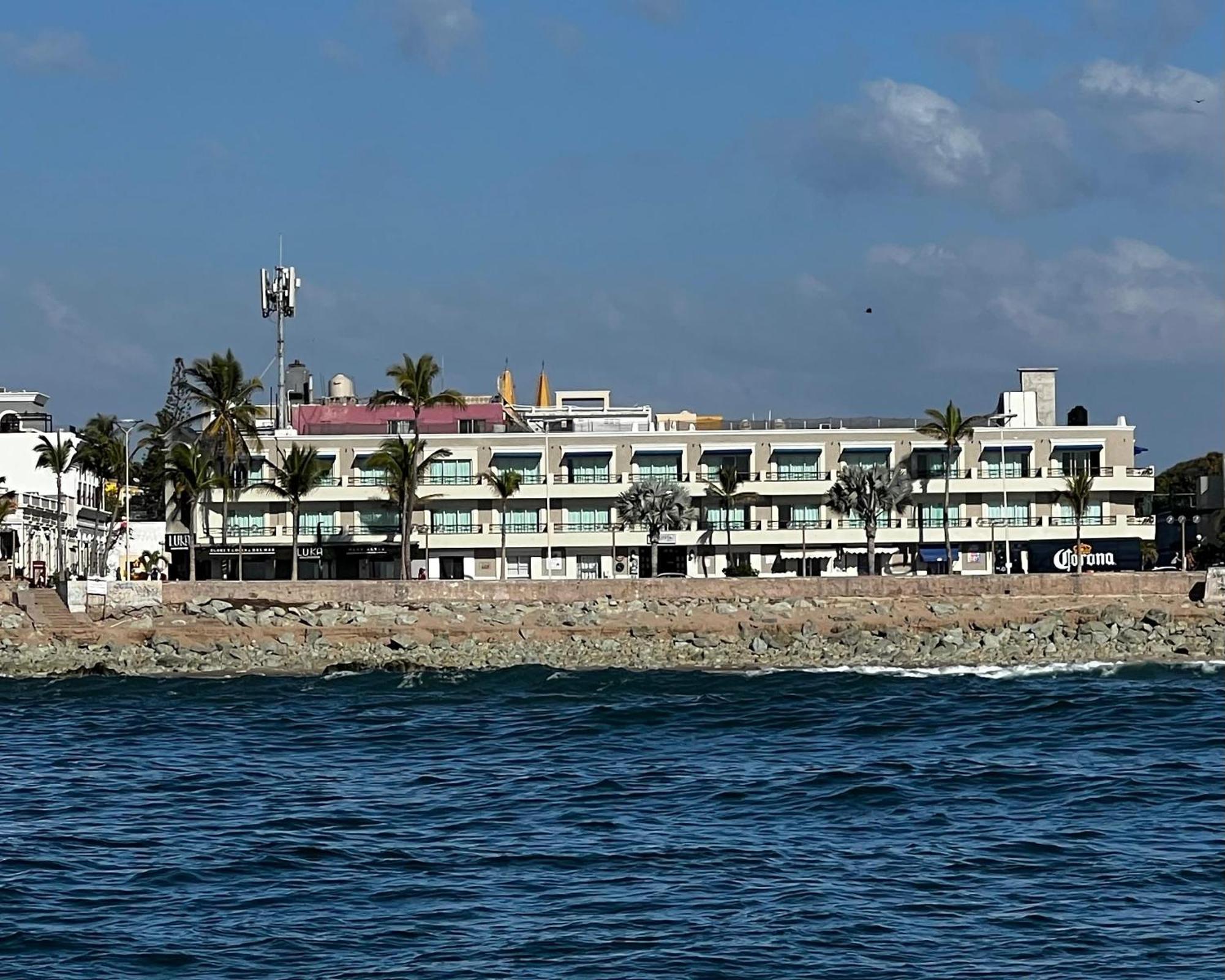 Hotel La Siesta Malecon Mazatlán Eksteriør bilde